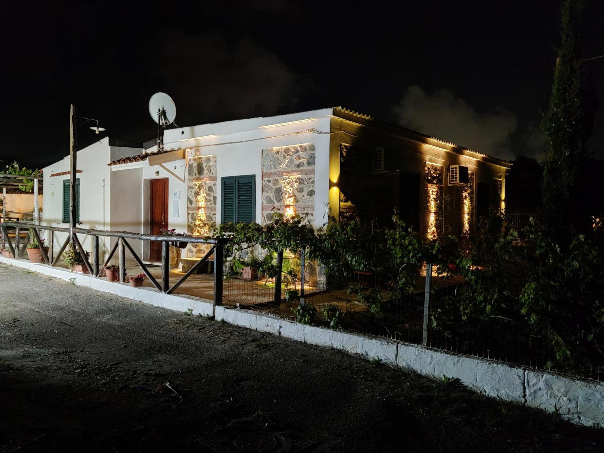 הוילה סנטה דומניקה Casa Spezzara מראה חיצוני תמונה